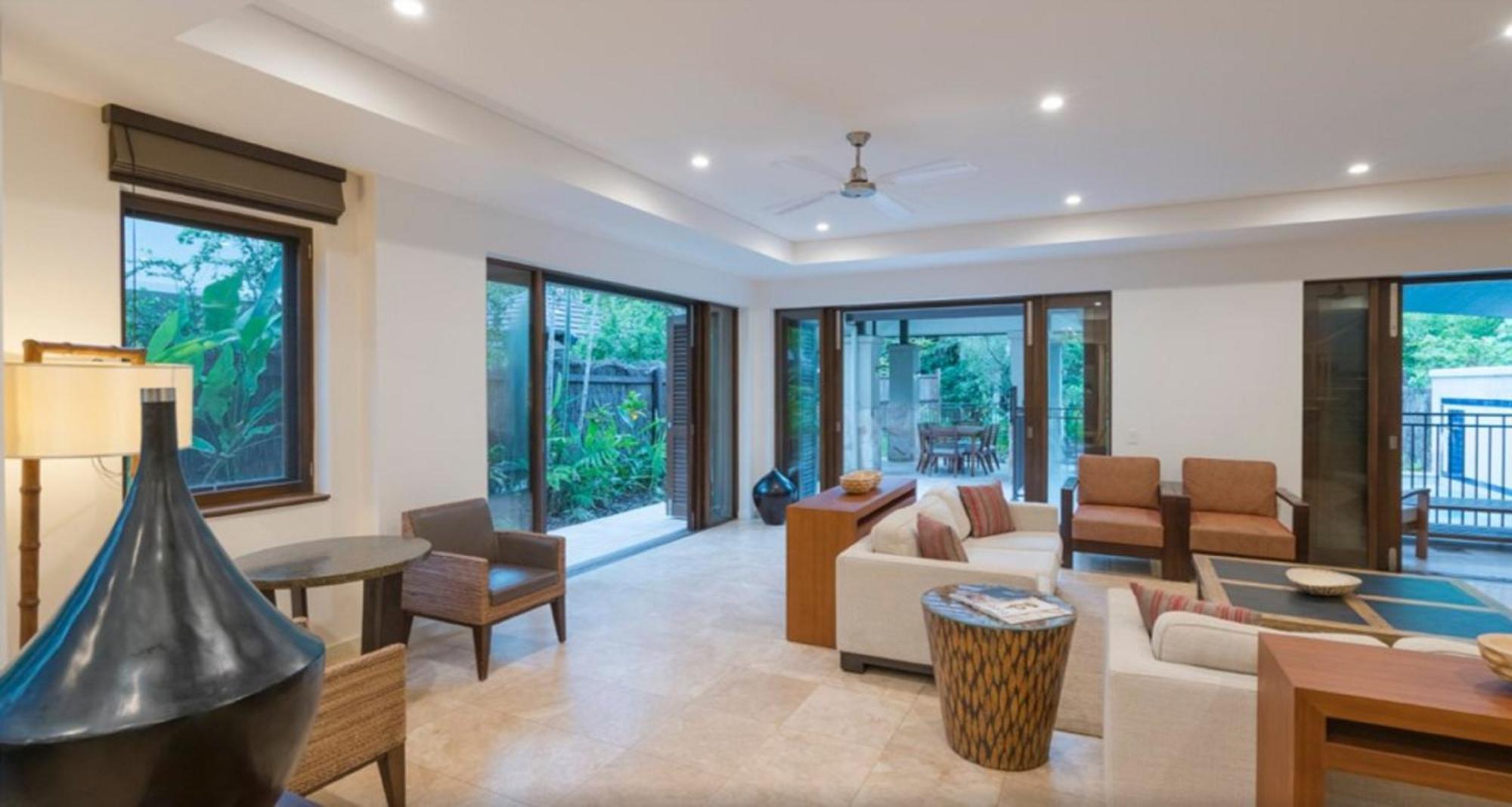 Luxury Apartments At Temple Resort And Spa Port Douglas Rum bild