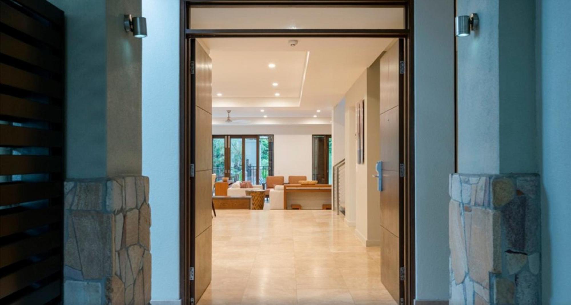 Luxury Apartments At Temple Resort And Spa Port Douglas Rum bild