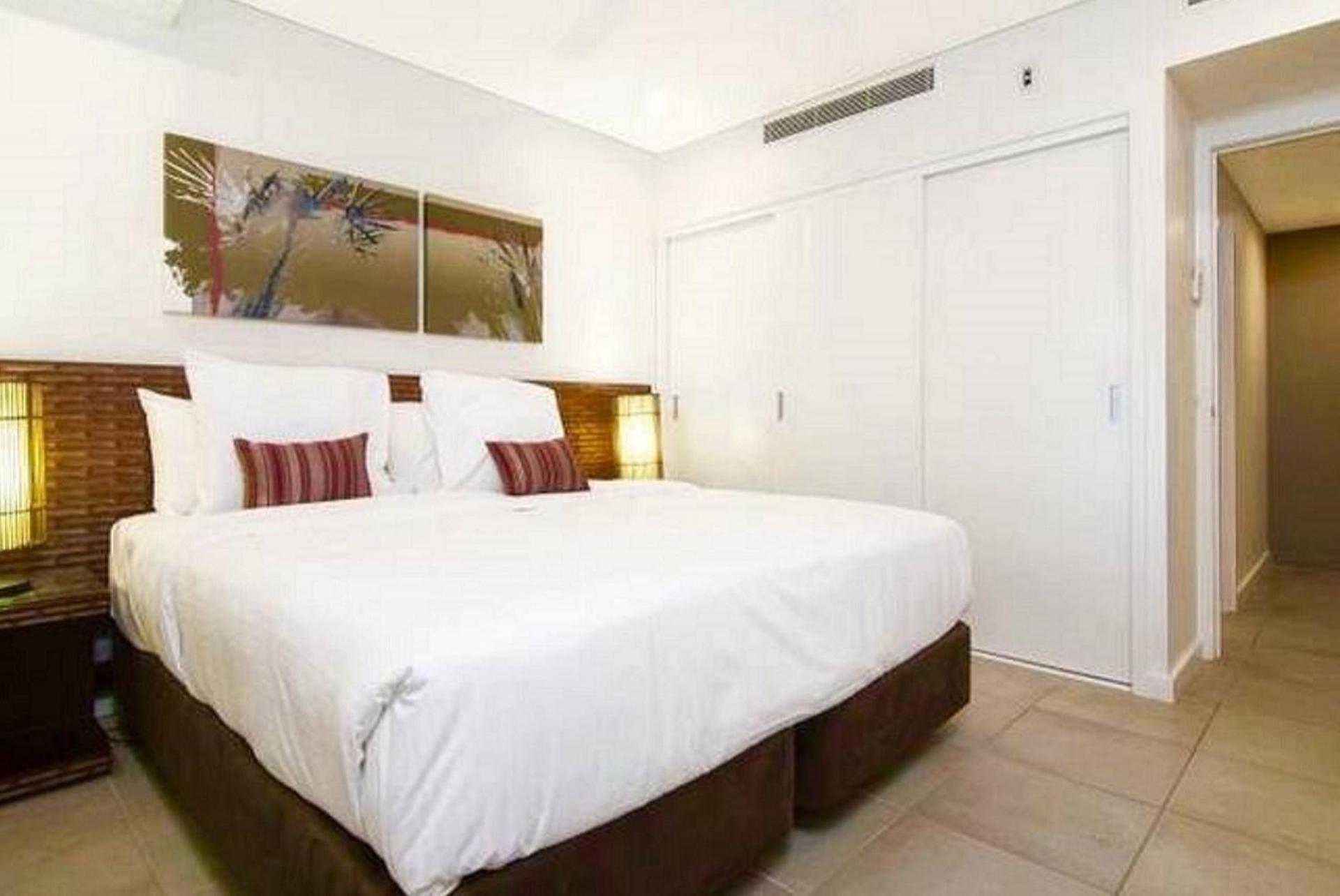 Luxury Apartments At Temple Resort And Spa Port Douglas Exteriör bild