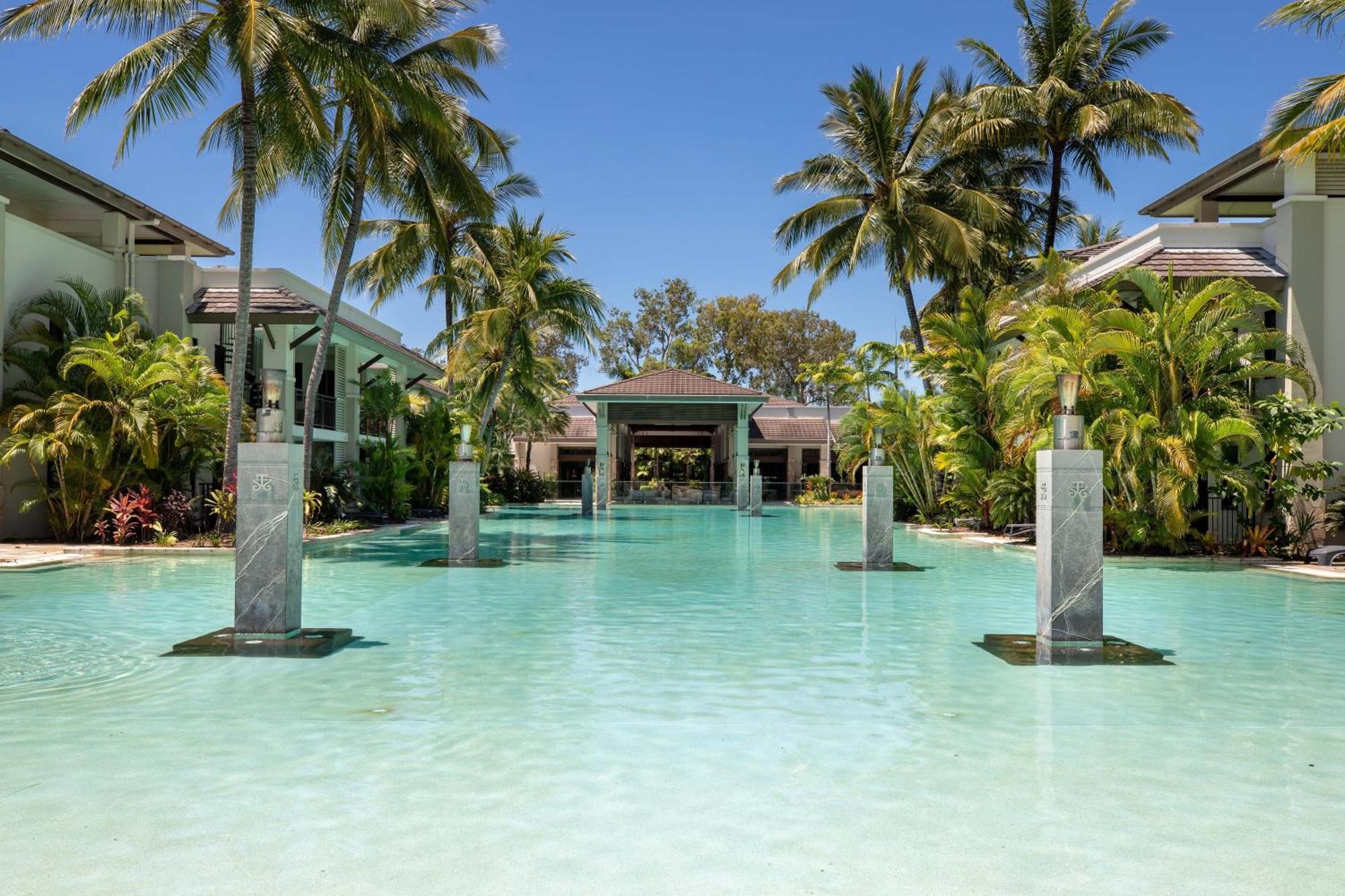 Luxury Apartments At Temple Resort And Spa Port Douglas Rum bild